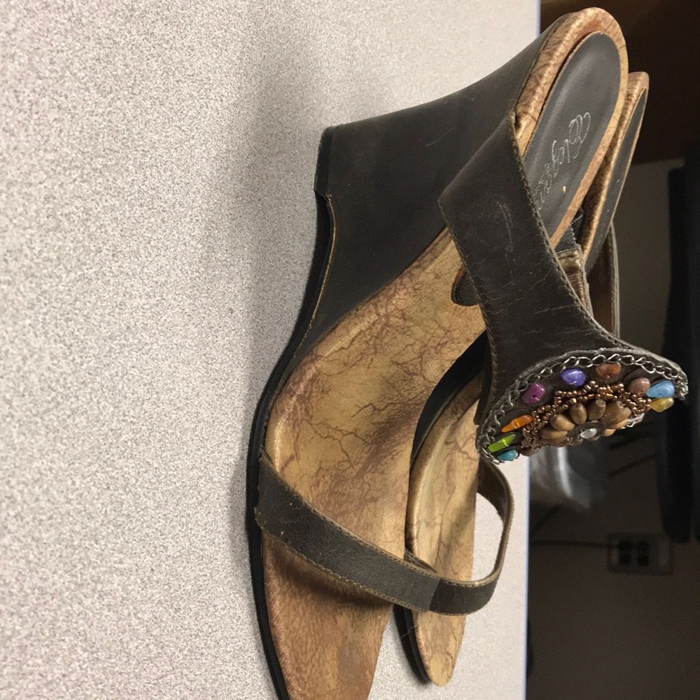 Size 8 sandals